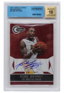 2010-11 Totally Certified Red Autographs Kobe Bryant #69