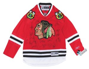 2010 Chicago Blackhawks Team Signed Jersey