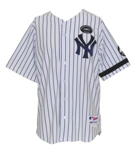 2010 David Robertson New York Yankees Game-Used Home Jersey