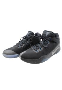 2016-17 Zach LaVine Minnesota Timberwolves Game-Used Shoes