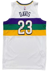 2017-18 Anthony Davis New Orleans Pelicans Game-Used & Autographed Jersey