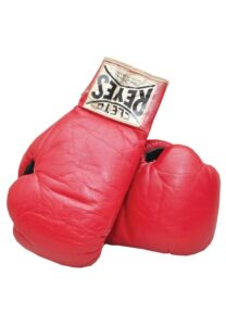 6/20/1980 Roberto Durán Fight-Worn & Autographed Boxing Gloves Worn vs. Sugar Ray Leonard