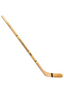 Bobby Orr Boston Bruins Autographed Professional Model Victoriaville Stick