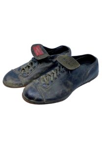 Circa 1960 Mickey Mantle NY Yankees Game-Used Cleats