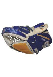 Circa 1996 Dominik Hasek Buffalo Sabres Game-Used Goalie Glove