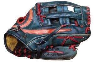 Circa 1998 Sammy Sosa Game Used Glove