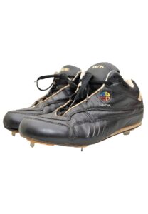 Circa 2000 Mike Piazza New York Mets Game-Used Cleats