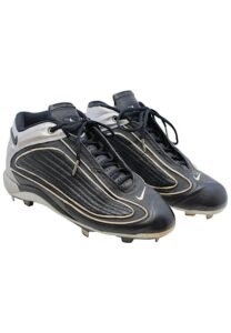 Circa 2001 Ken Griffey Jr. Cincinnati Reds Game-Used Cleats