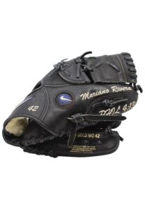 Circa 2007 Mariano Rivera New York Yankees Game-Used Glove