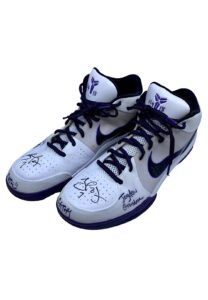 Circa 2009 Lamar Odom LA Lakers Game-Used & Signed Shoes