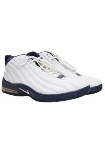 Dirk Nowitzki Game-Used Sneakers