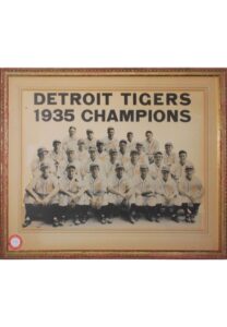 Framed 1935 Detroit Tigers Multi-Signed Team Photo