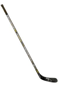 Joe Sakic Colorado Avalanche Signed Easton Stick