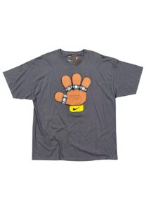 Kobe Bryant Autographed “Puppets 4 Rings” Nike T-Shirt