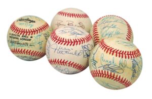 Lot of NY Mets & All-Time Greats Autographed Baseballs