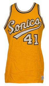 Lot of Seattle Supersonics Game-Used Jerseys – Murphy & Donaldson