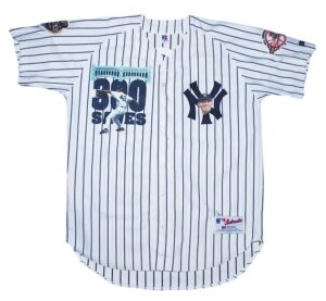 Mariano Rivera Hand-Painted New York Yankees Home Pinstripe Limited Edition Jersey