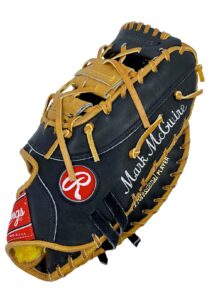 Mark McGwire St. Louis Cardinals Game-Issued Glove