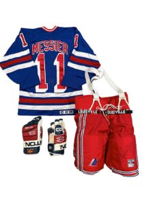 Mark Messier NY Rangers Game Autographed Jersey, Breezers & Gloves