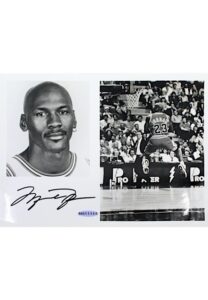 Michael Jordan Chicago Bulls Autographed B&W Press Photo