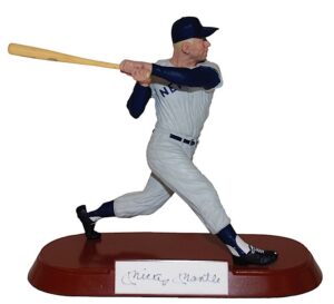 Mickey Mantle Autographed LE Salvino Statue #377 with Original Packaging