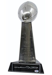 Mike Ditka Chicago Bears Autographed Super Bowl XX Players Trophy