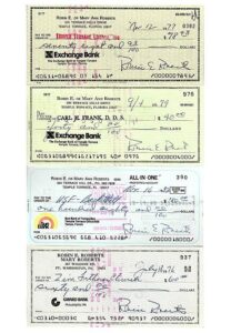 Robin Roberts Autographed Personal Bank Checks