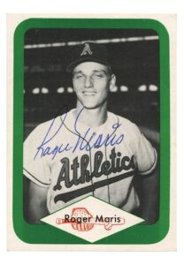 Roger Maris Autographed Baseball Card