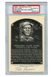 Ted Lyons Signed HOF B&W Plaque Postcard