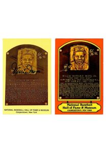 Willie Mays Autographed Vintage Hall Of Fame Plaque Postcards