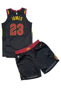 2017-18 Lebron James Cleveland Cavaliers Game-Used Uniform