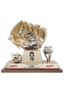 Luis Aparicio Lifetime Gold Glove Award